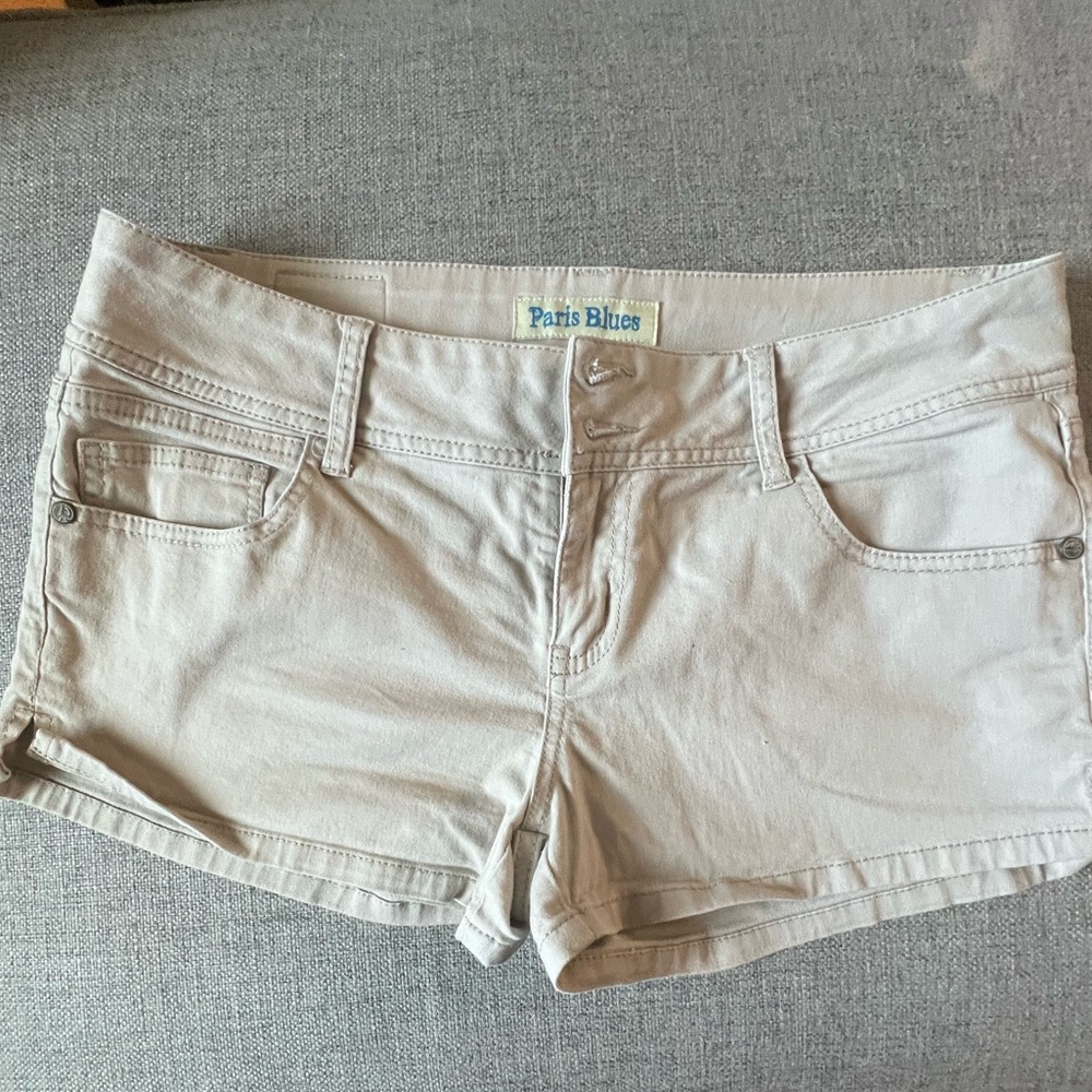 Khaki shorts